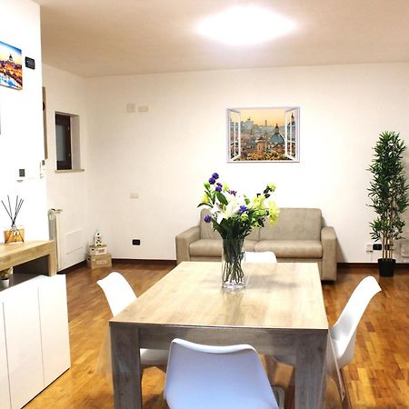 Minerva House - Airport And Fiera Apartment Fiumicino Exterior foto